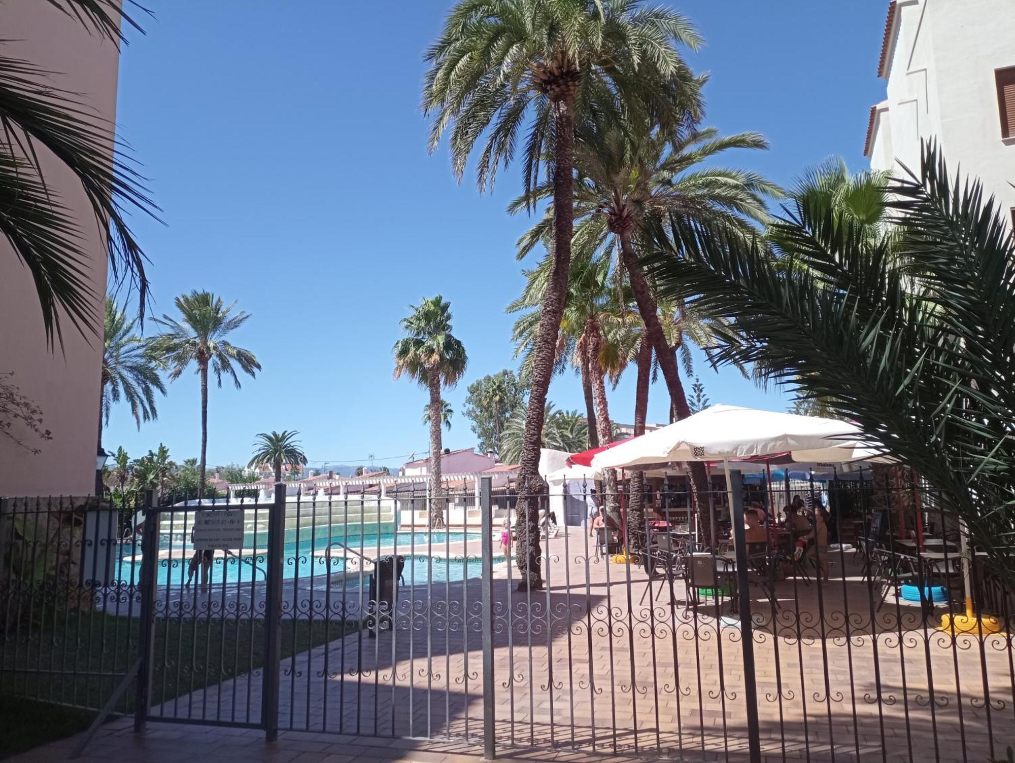 Estudio Capitan-Piscina Дения Экстерьер фото